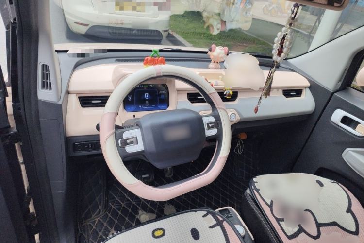 Used Chery QQ Ice Cream 2023 170km Milkshake – Lithium Iron Phosphate Center Console