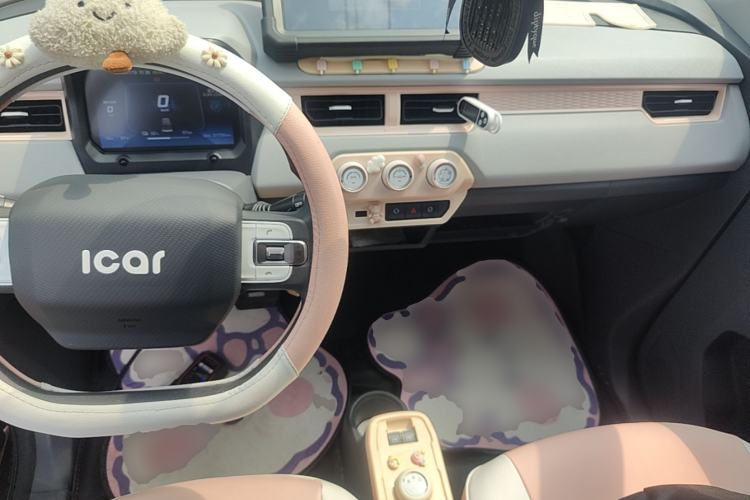 Used Chery QQ Ice Cream 2023 170km Milkshake – Lithium Iron Phosphate Center Console