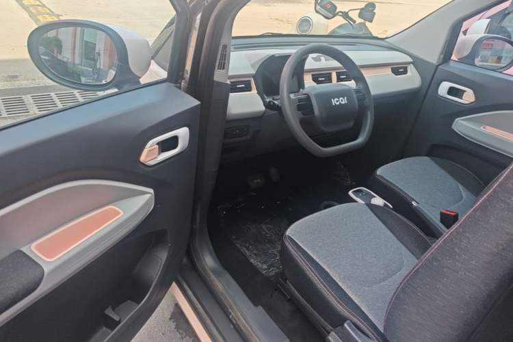Used Chery QQ Ice Cream 2023 120km Ice Cream-Type Lithium Iron Phosphate Driver Seat