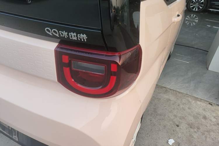 Used Chery QQ Ice Cream 2023 170km Milkshake – Lithium Iron Phosphate Exterior 3