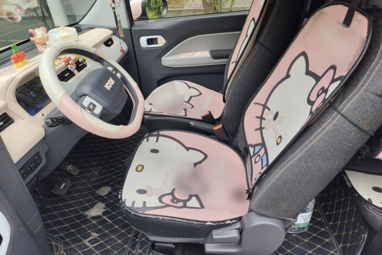 Used Chery QQ Ice Cream 2023 170km Milkshake – Lithium Iron Phosphate Left Front Seat