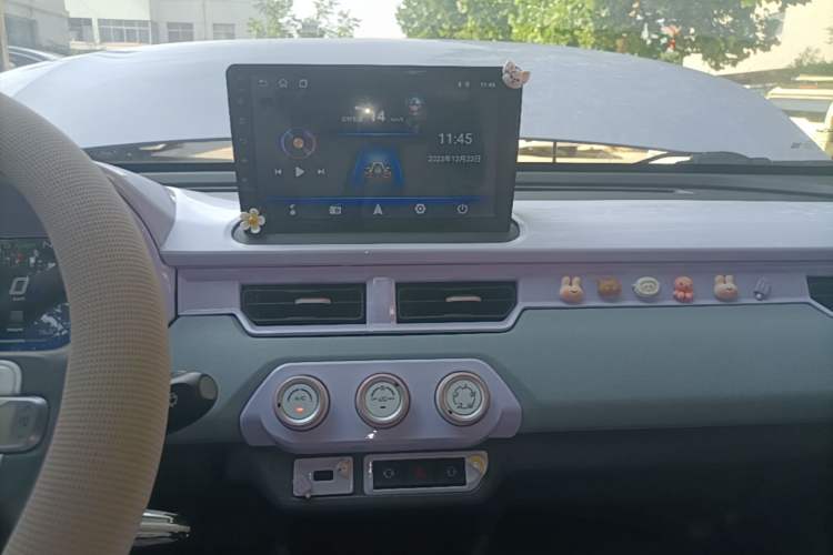 Used Chery QQ Ice Cream 2023 120km Ice Cream-Type Lithium Iron Phosphate Audio And AC Panel