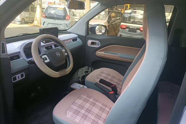 Used Chery QQ Ice Cream 2023 120km Ice Cream-Type Lithium Iron Phosphate Left Front Seat