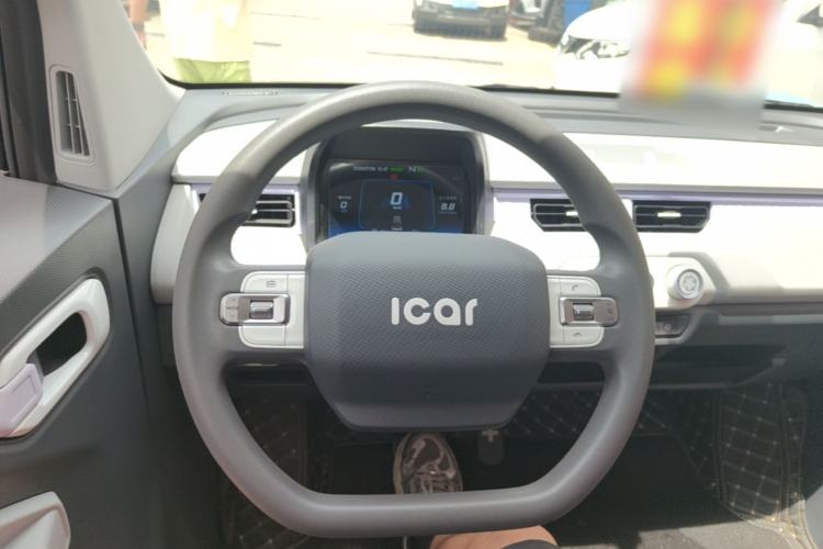 Used Chery QQ Ice Cream 2023 120km Ice Cream-Type Lithium Iron Phosphate Steering Wheel