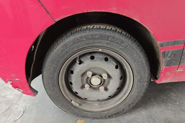 Used Chery QQ Ice Cream 2023 170km Milkshake – Lithium Iron Phosphate Left Front Wheel Hub