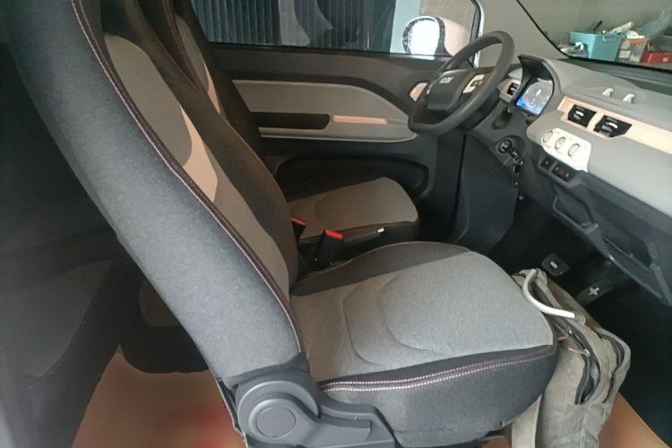 Used Chery QQ Ice Cream 2023 170km Milkshake – Lithium Iron Phosphate Right Front Seat