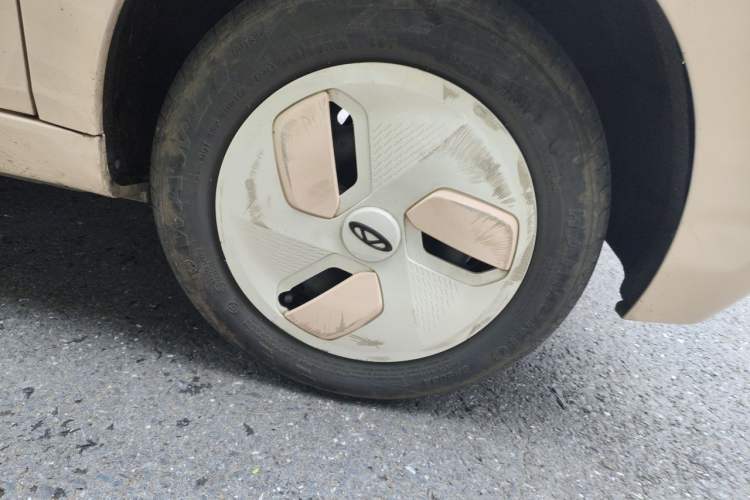 Used Chery QQ Ice Cream 2023 170km Milkshake – Lithium Iron Phosphate Right Front Wheel Hub