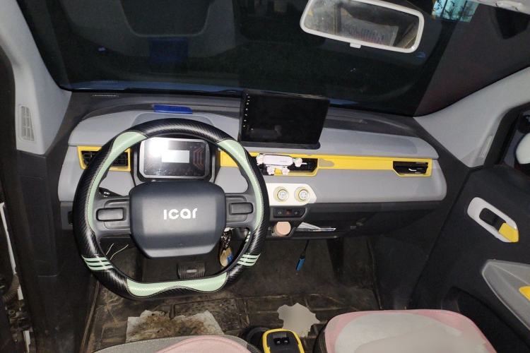 Used Chery QQ Ice Cream 2023 170km Milkshake – Lithium Iron Phosphate Center Console