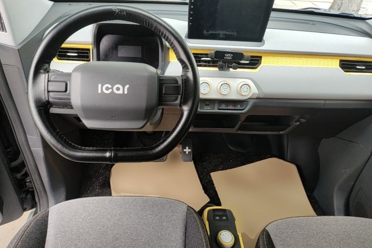 Used Chery QQ Ice Cream 2023 170km Milkshake – Lithium Iron Phosphate Center Console