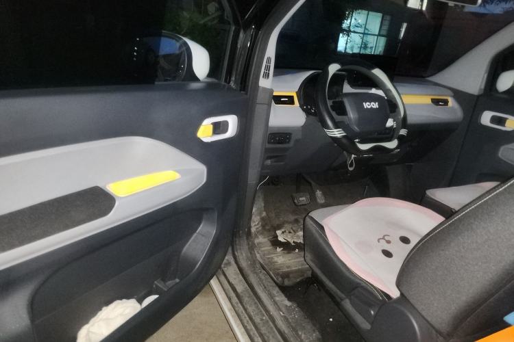 Used Chery QQ Ice Cream 2023 170km Milkshake – Lithium Iron Phosphate Driver Seat