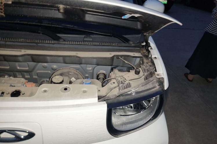 Used Chery QQ Ice Cream 2023 170km Milkshake – Lithium Iron Phosphate Engine Bay Left