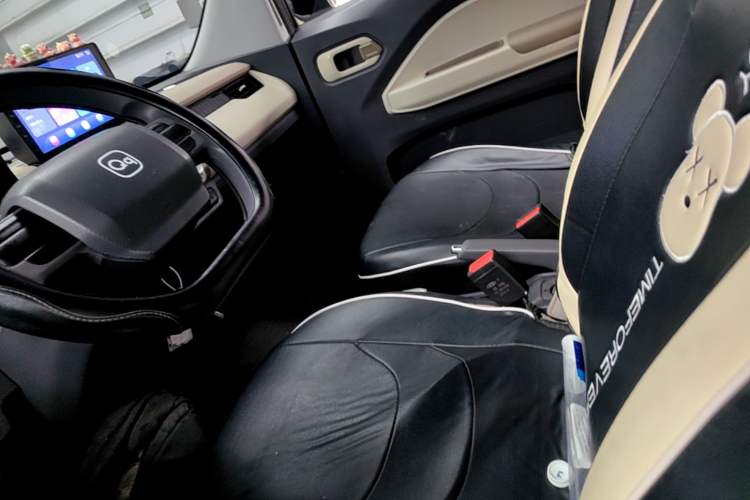 Used Chery QQ Ice Cream 2023 120km Ice Cream-Type Lithium Iron Phosphate Left Front Seat