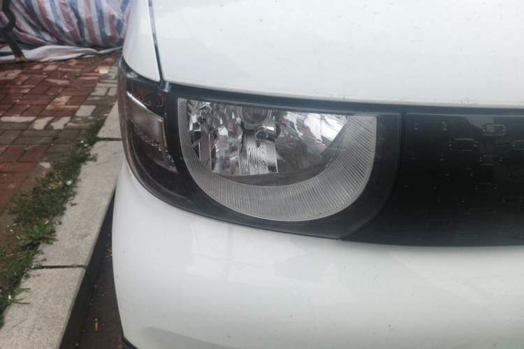 Used Chery QQ Ice Cream 2023 170km Milkshake – Lithium Iron Phosphate Right Front Headlight