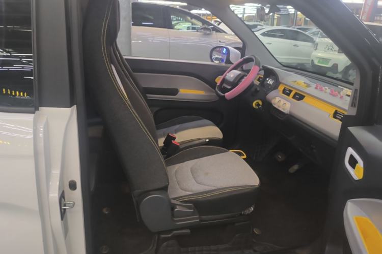 Used Chery QQ Ice Cream 2023 170km Milkshake – Lithium Iron Phosphate Right Front Seat