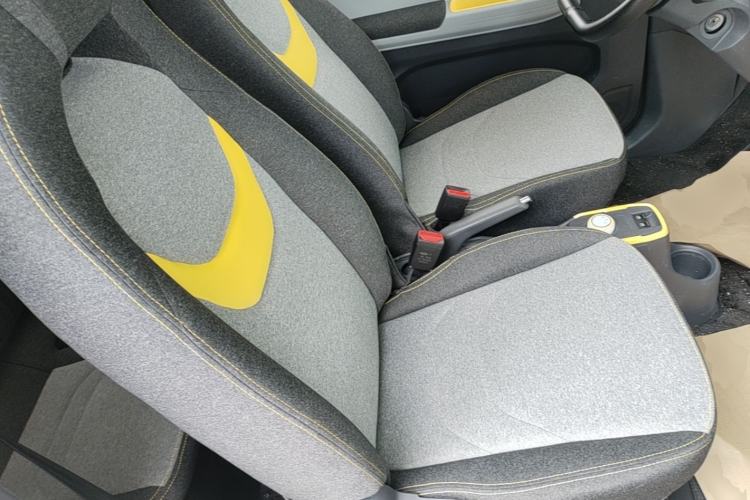 Used Chery QQ Ice Cream 2023 170km Milkshake – Lithium Iron Phosphate Right Front Seat