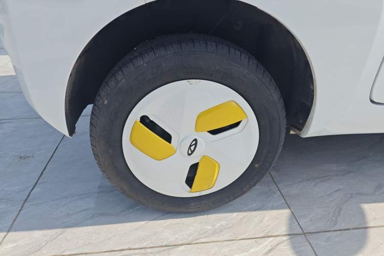 Used Chery QQ Ice Cream 2023 170km Milkshake – Lithium Iron Phosphate Right Rear Wheel Hub