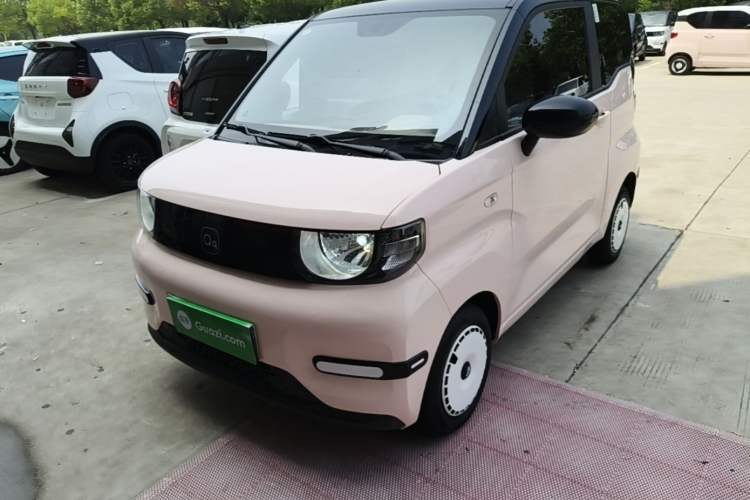 Ojetý Chery QQ Ice Cream 2024 170km Milkshake Guazi used car, China used car export, Used car for sale, Used cars, Cheapest cars for sale