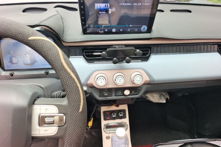 Used Chery QQ Ice Cream 2024 205km Sundae Audio And AC Panel