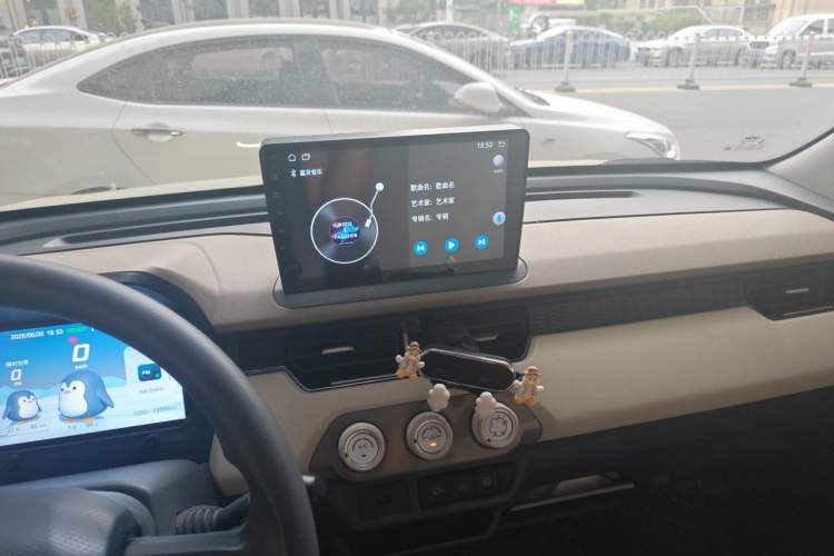 Used Chery QQ Ice Cream 2024 170km Sundae Audio And AC Panel