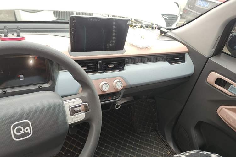 Used Chery QQ Ice Cream 2024 205km Sundae Audio And AC Panel