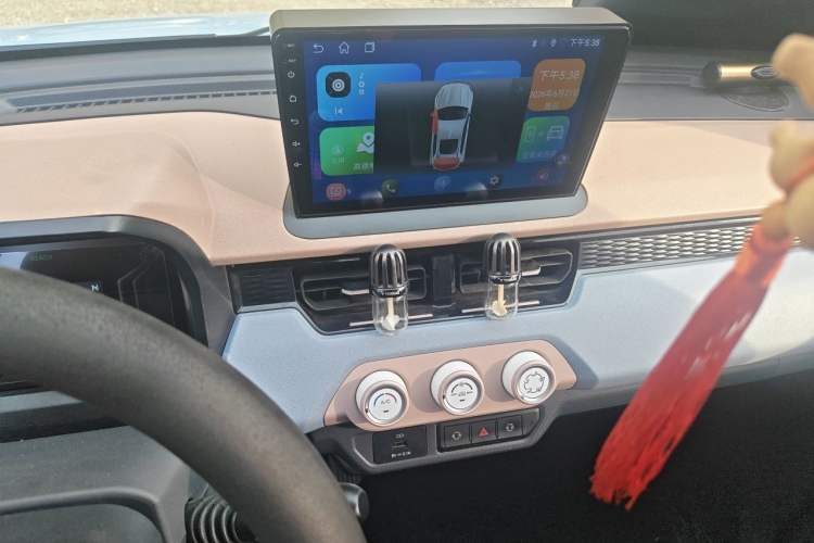 Used Chery QQ Ice Cream 2024 120km Milkshake Audio And AC Panel