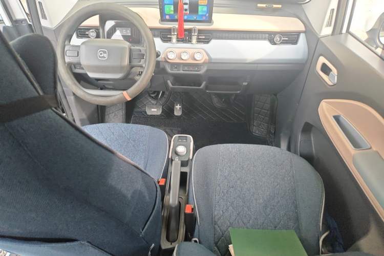 Used Chery QQ Ice Cream 2024 120km Milkshake Center Console