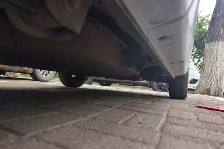 Used Chery QQ Ice Cream 2024 Edition Youth Version 205km Sundae Chassis Rear Right