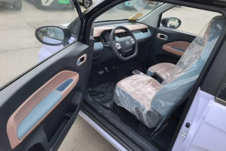 Used Chery QQ Ice Cream 2024 Edition Youth Version 205km Sundae Driver Seat