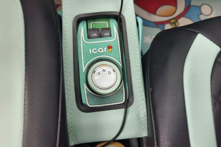 Used Chery QQ Ice Cream 2024 Edition Youth Version 205km Sundae Gear Lever