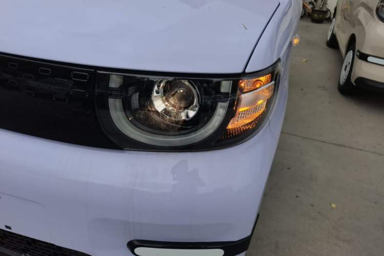 Used Chery QQ Ice Cream 2024 Edition Youth Version 205km Sundae Left Front Headlight