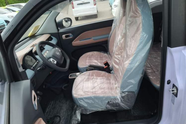 Used Chery QQ Ice Cream 2024 Edition Youth Version 205km Sundae Left Front Seat