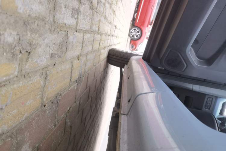 Used Chery QQ Ice Cream 2024 170km Sundae Left Side Sill