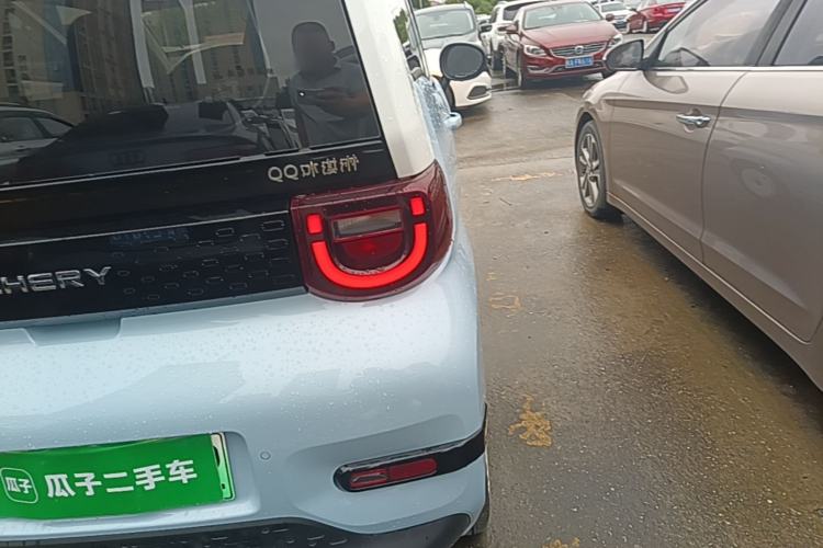 Used Chery QQ Ice Cream 2024 Edition Youth Version 205km Sundae Right Rear Taillight