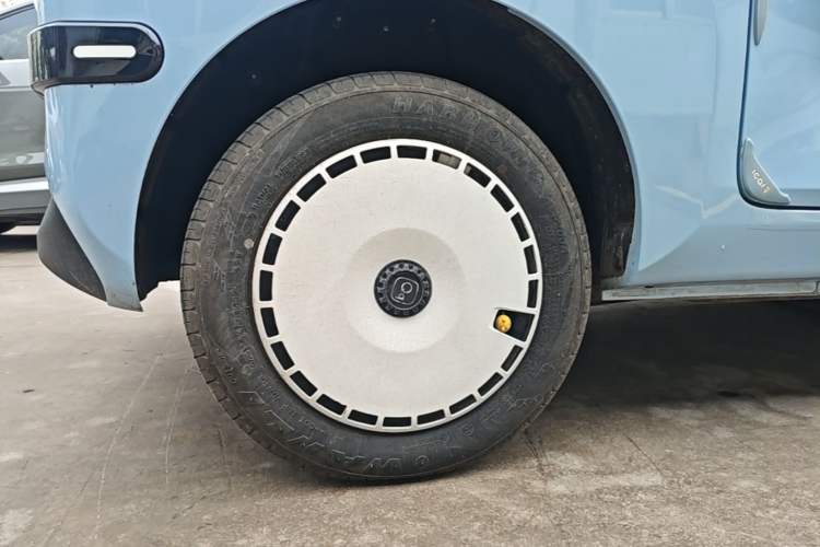 Used Chery QQ Ice Cream 2024 205km Sundae Right Rear Wheel Hub