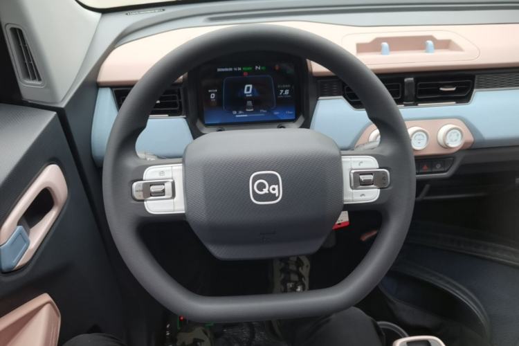 Used Chery QQ Ice Cream 2024 Edition Youth Version 205km Sundae Steering Wheel