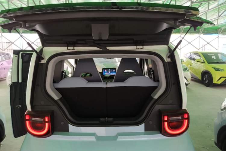 Used Chery QQ Ice Cream 2024 205km Sundae Trunk