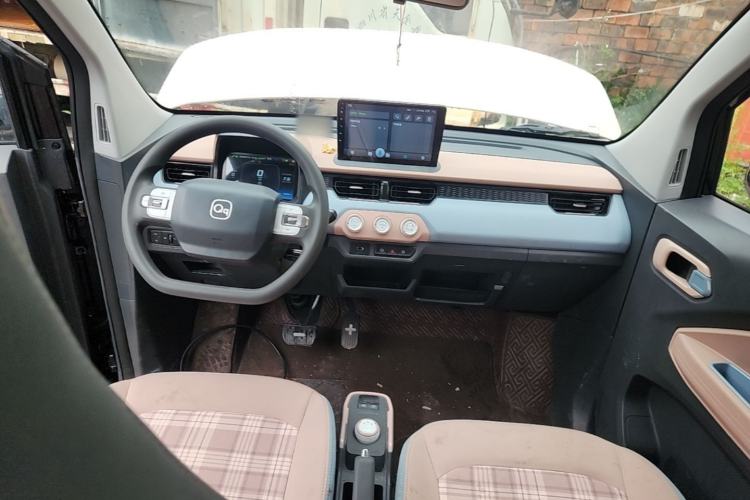 Used Chery QQ Ice Cream 2024 Facelifted 205km Sundae Center Console