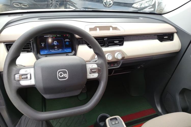 Used Chery QQ Ice Cream 2024 Restyled 170 km Sundae Center Console