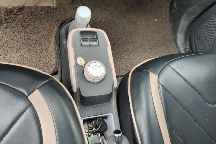 Used Chery QQ Ice Cream 2024 170km Sundae Gear Lever