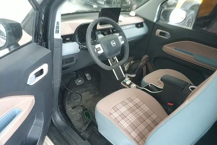 Used Chery QQ Ice Cream 2024 Edition Youth Version 205km Sundae Driver Seat
