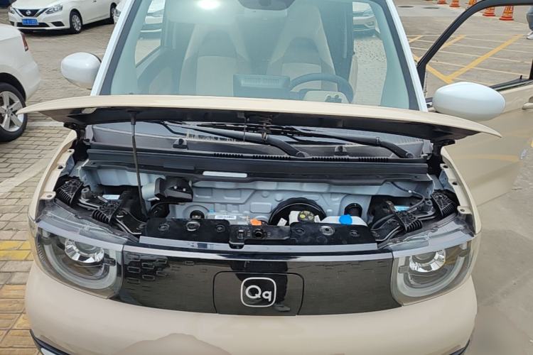 Used Chery QQ Ice Cream 2024 Edition Youth Version 205km Sundae Engine Bay