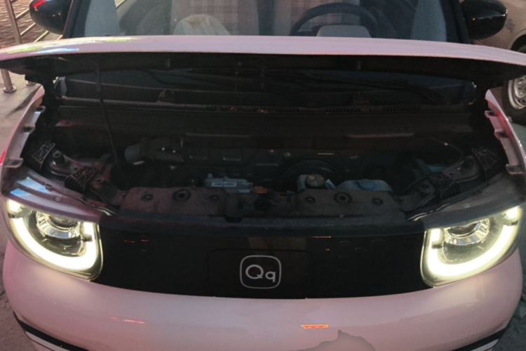 Used Chery QQ Ice Cream 2024 Edition Youth Version 205km Sundae Engine Bay