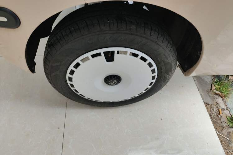 Used Chery QQ Ice Cream 2024 Edition Youth Version 205km Sundae Exterior 5