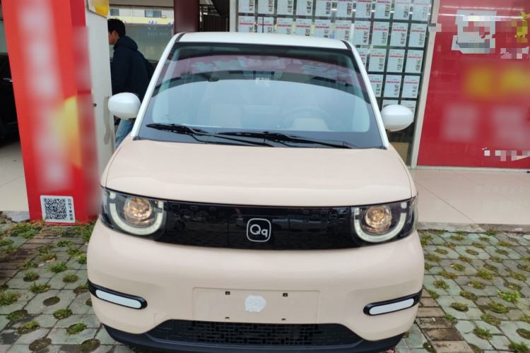 Used Chery QQ Ice Cream 2024 Edition Youth Version 205km Sundae Front