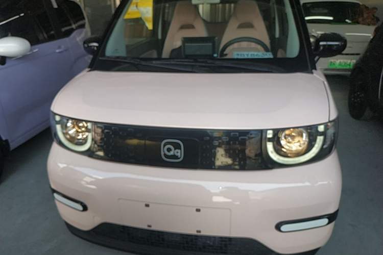Used Chery QQ Ice Cream 2024 Edition Youth Version 205km Sundae Front
