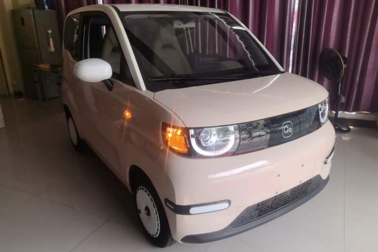 Used Chery QQ Ice Cream 2024 170km Sundae Front Right 45 Deg