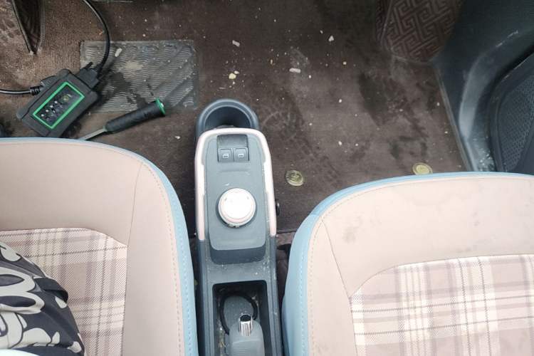 Used Chery QQ Ice Cream 2024 Facelifted 205km Sundae Gear Lever