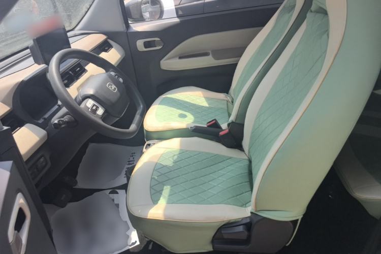 Used Chery QQ Ice Cream 2024 Youth Edition 205km Milkshake Driver Seat