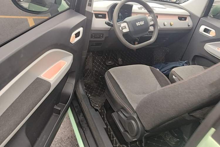 Used Chery QQ Ice Cream 2024 170km Sundae Driver Seat