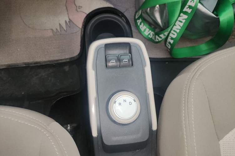 Used Chery QQ Ice Cream 2024 Restyled 170 km Sundae Gear Lever